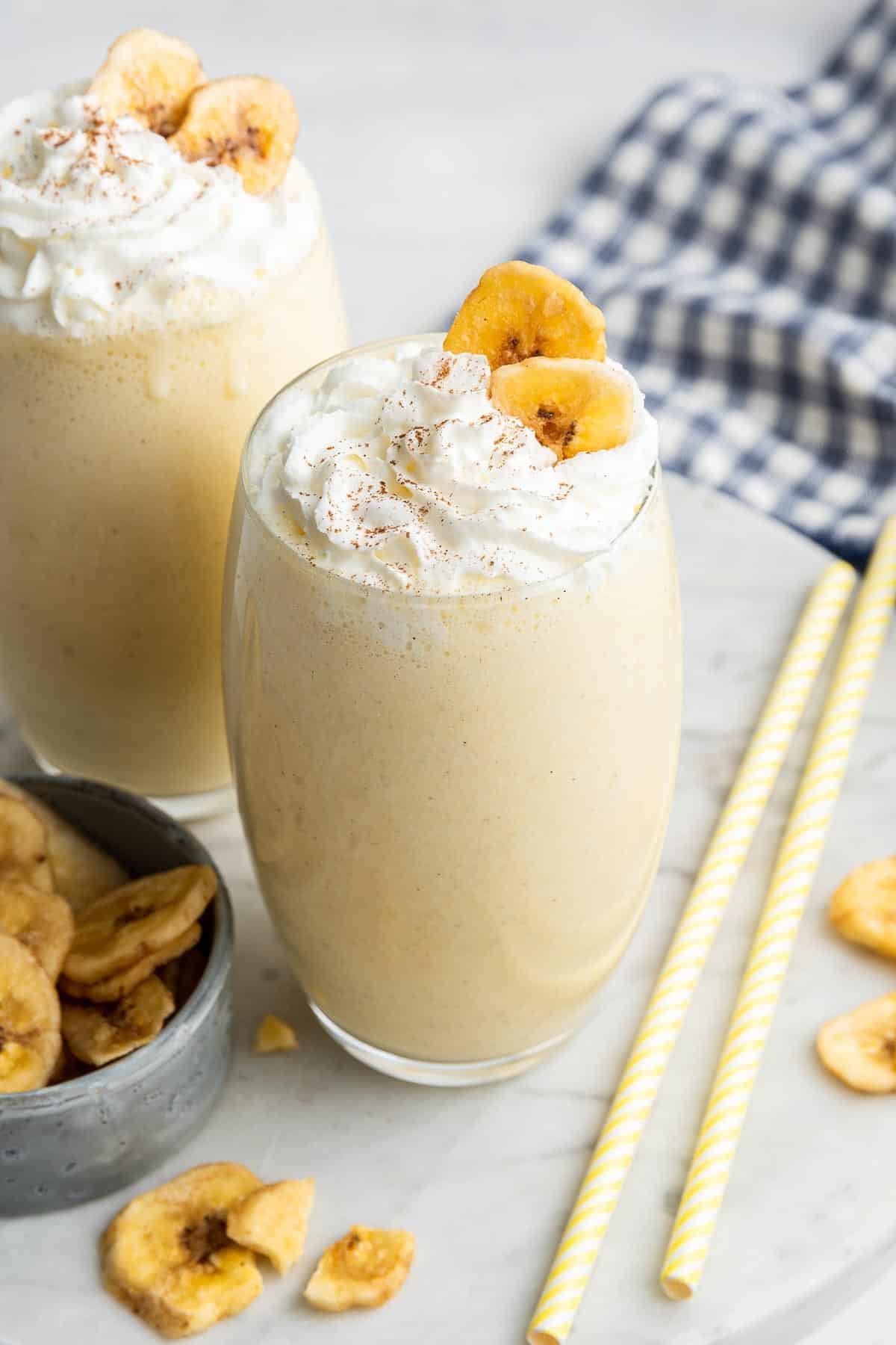 Quick & Creamy: Make a Thick Banana Milkshake Without Ice Cream